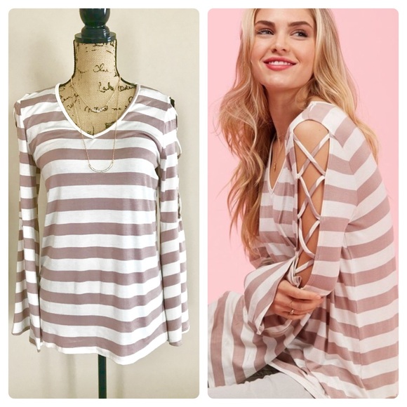 Strappy cutout striped top - Picture 2 of 6